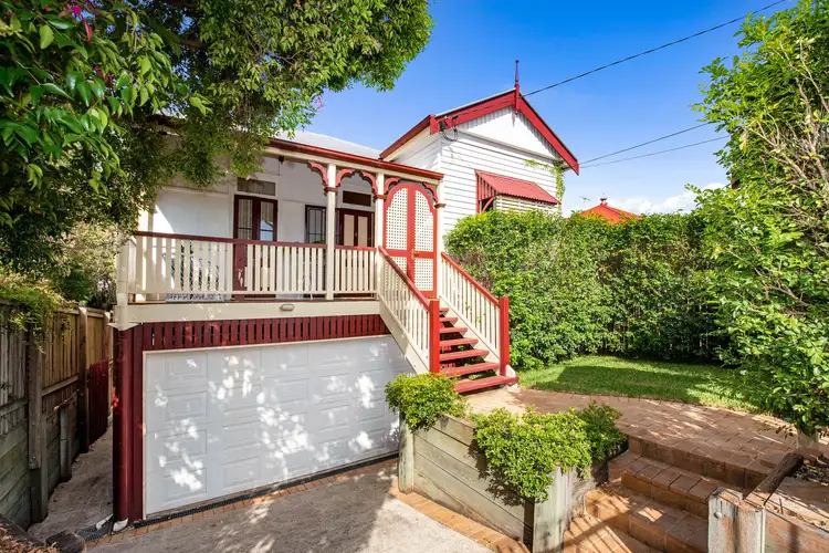 52 Shakespeare Street, Coorparoo QLD 4151