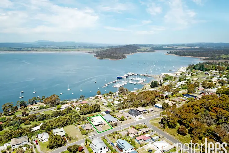 146 Oxford Street, Beauty Point TAS 7270