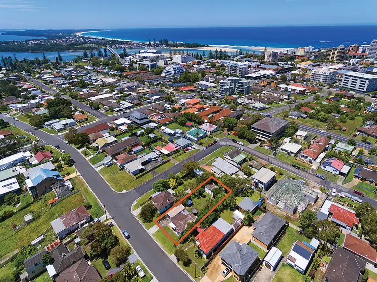 54 Lakeside Parade, The Entrance NSW 2261