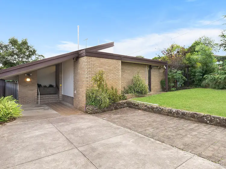 Main view of Homely house listing, 7 Wirrabara Court, Yallambie VIC 3085