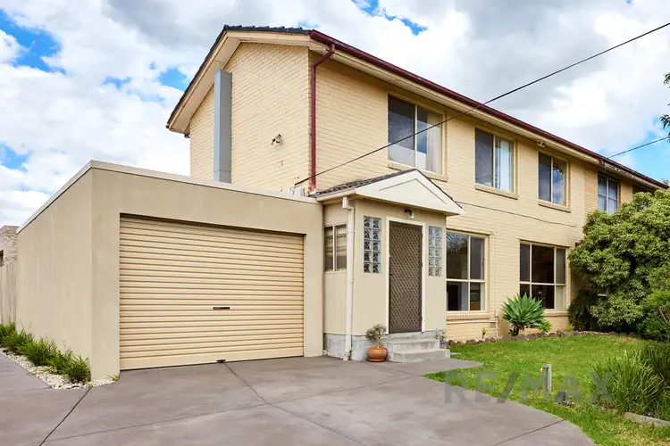1/11 Cootamundra Street, Doveton VIC 3177