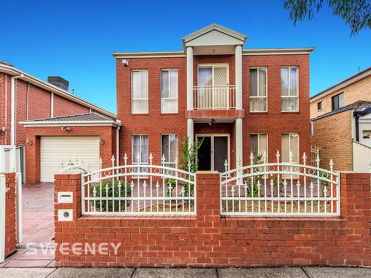 16 Dantum Grove, Braybrook VIC 3019