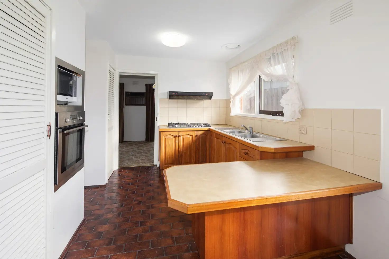 Main view of Homely house listing, 5 Waddington Crescent, Springvale South VIC 3172