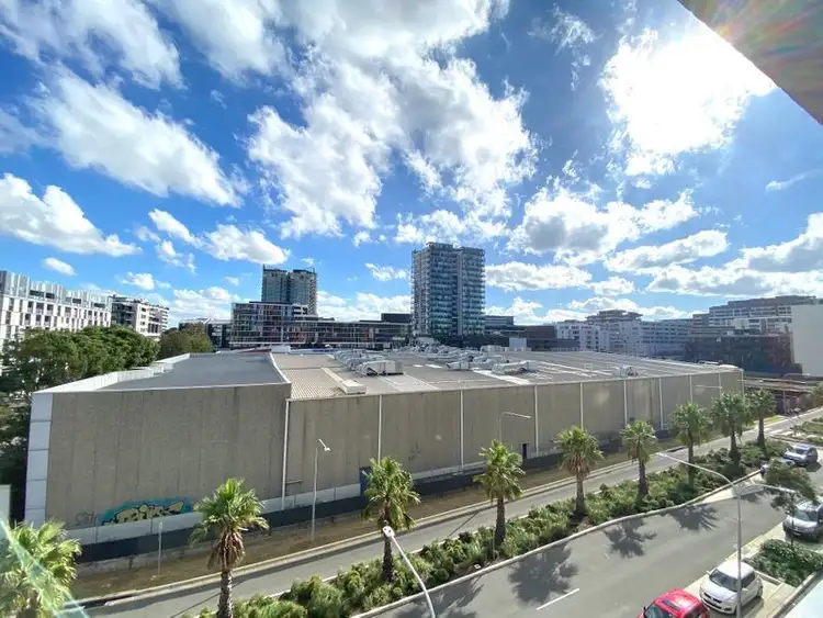 316/18 Gadigal Avenue