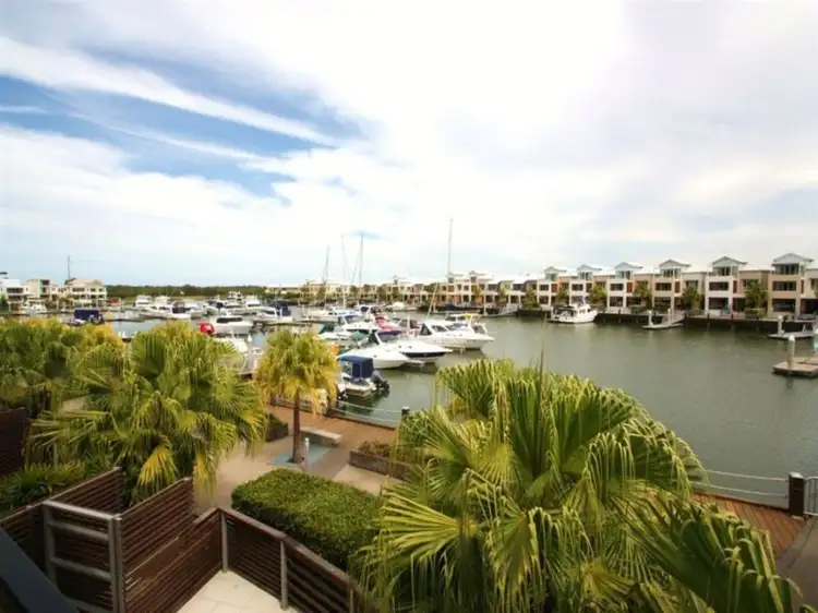 1 Kestrel Lane, Coomera QLD 4209