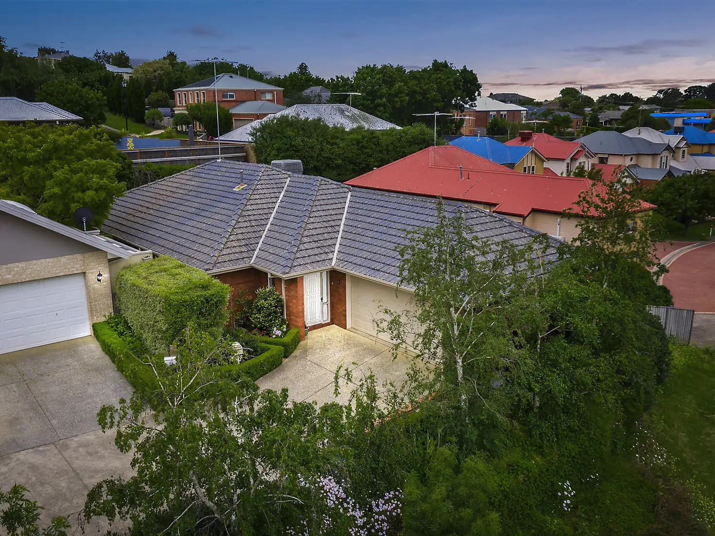 Main view of Homely unit listing, 5/16 Knollbrook Close, Highton VIC 3216