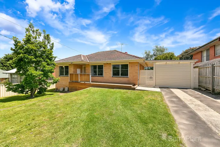 9 Deveney Street, Pakenham VIC 3810