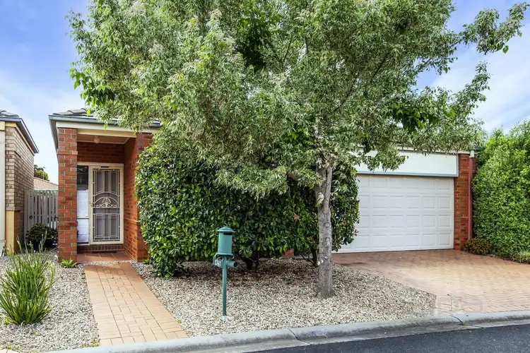 45 Wattletree Drive, Taylors Hill VIC 3037