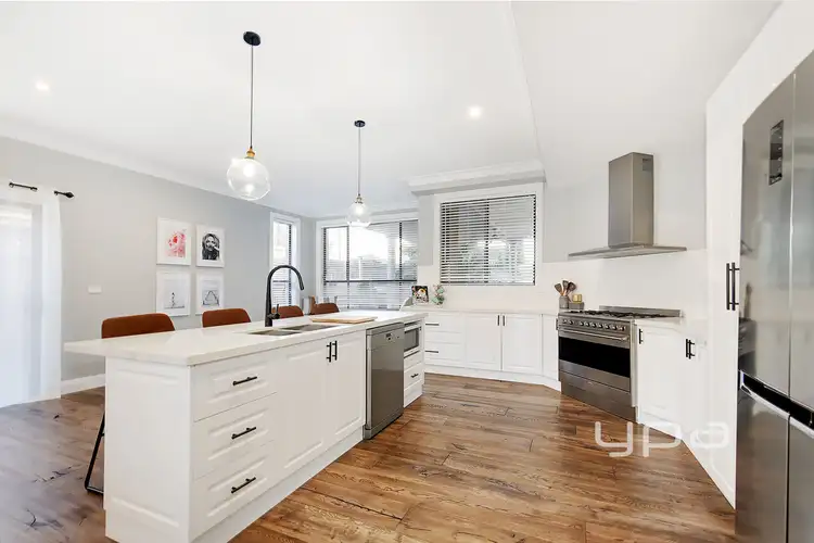 Fifth view of Homely house listing, 23 Sovereign Way, Hillside VIC 3037