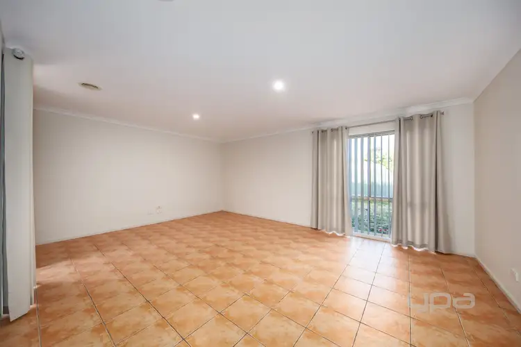 Fifth view of Homely house listing, 42 Jindabyne Avenue, Taylors Hill VIC 3037