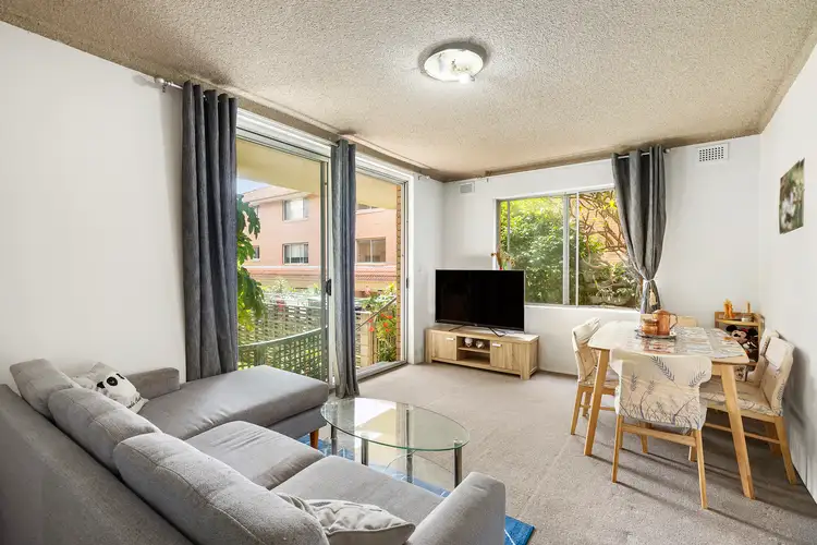 Main view of Homely apartment listing, 2/3 Holborn Avenue, Dee Why NSW 2099