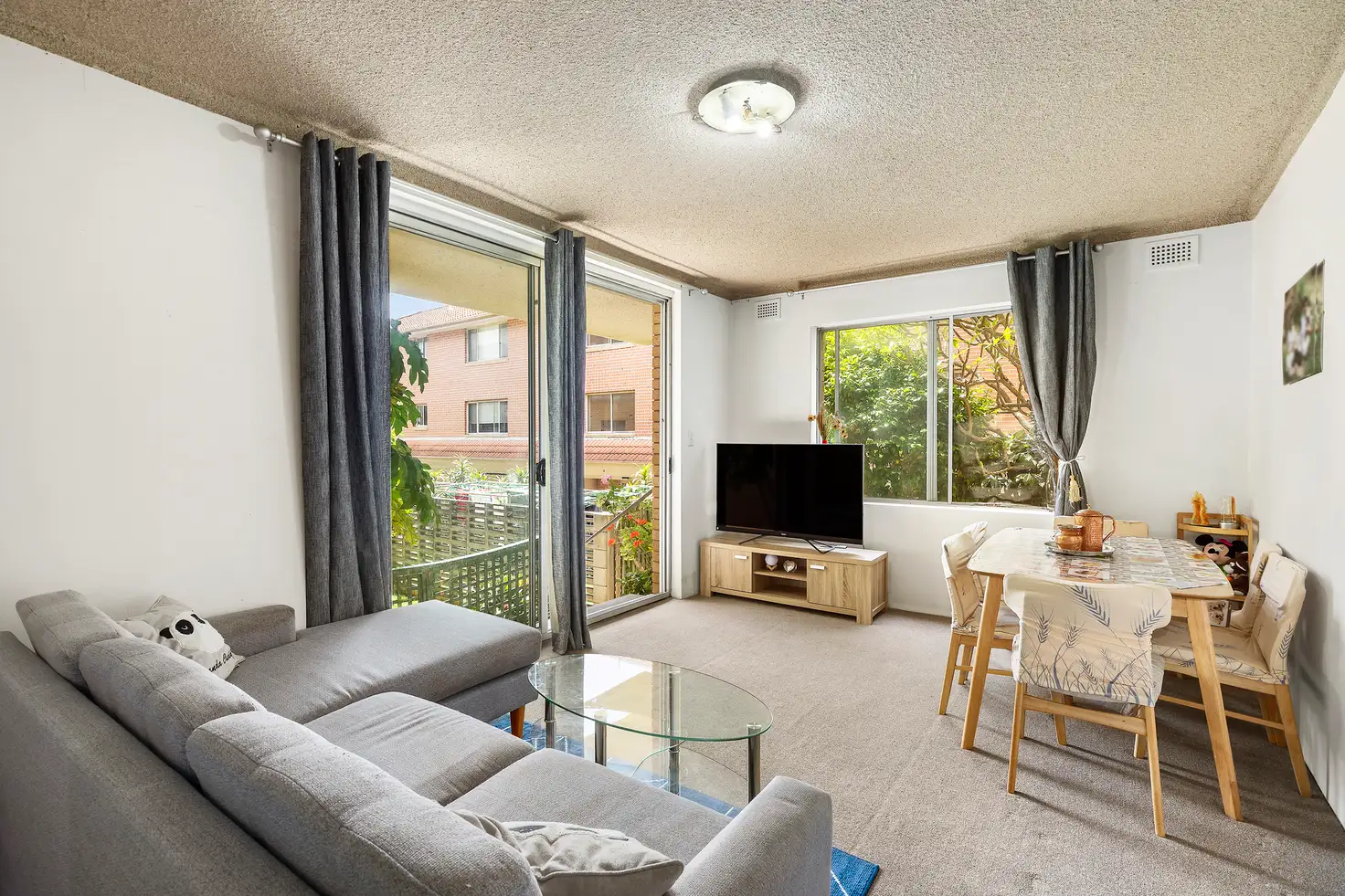 Main view of Homely apartment listing, 2/3 Holborn Avenue, Dee Why NSW 2099