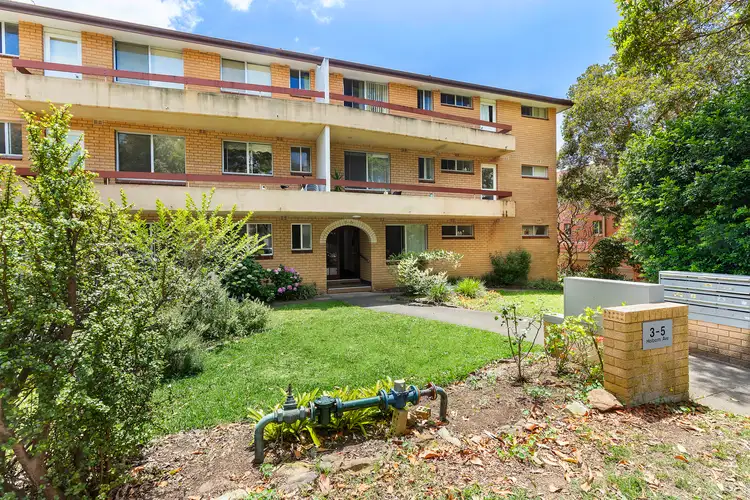 Second view of Homely apartment listing, 2/3 Holborn Avenue, Dee Why NSW 2099