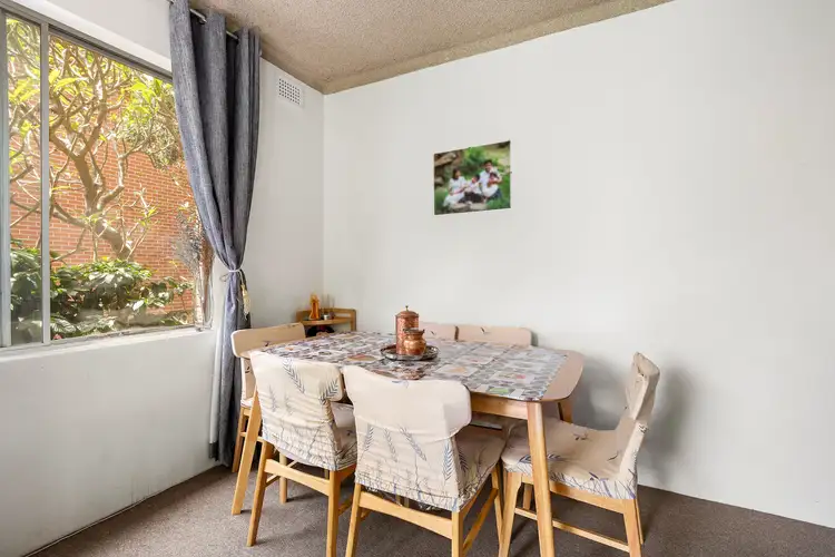 Fourth view of Homely apartment listing, 2/3 Holborn Avenue, Dee Why NSW 2099