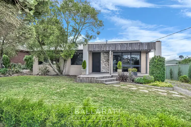 9 Sykes Avenue, Mount Pleasant VIC 3350