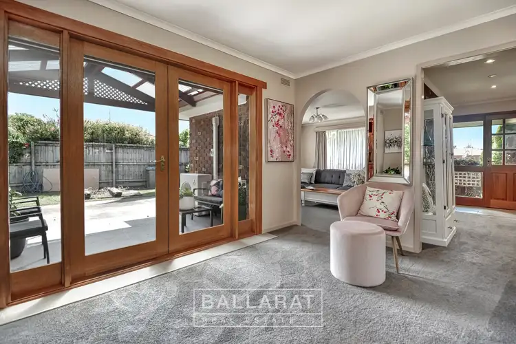 Second view of Homely house listing, 6 Laurine Court, Wendouree VIC 3355