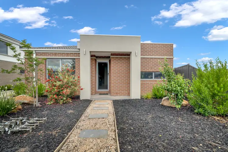 11/13-15 Fishburn Grove, Harkness VIC 3337