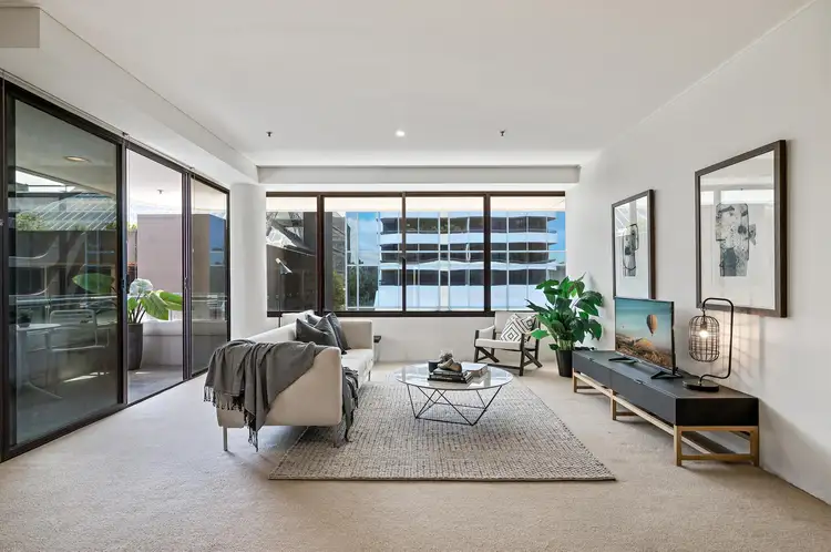 Third view of Homely apartment listing, 3B/29 Queens Road, Melbourne VIC 3004