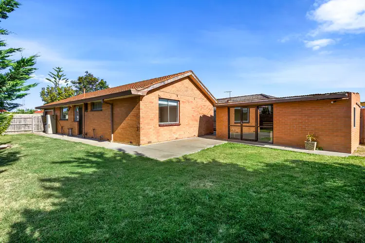 Sixth view of Homely house listing, 5 Ash Court, Clayton South VIC 3169