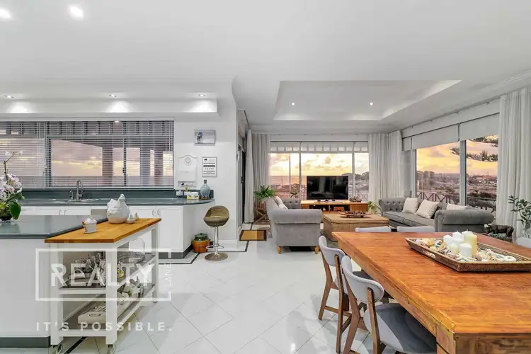 Seventh view of Homely house listing, 2 Quay Court, Sorrento WA 6020