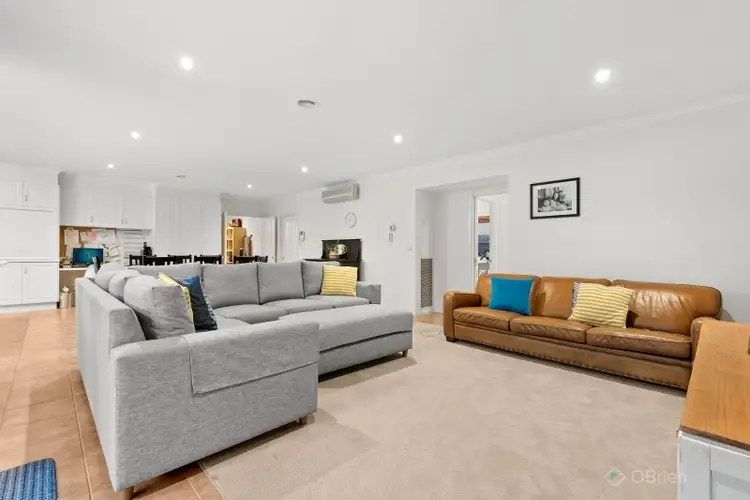 Fifth view of Homely house listing, 15 Lorikeet Drive, Berwick VIC 3806