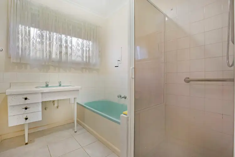 Fifth view of Homely house listing, 32 Darebin Drive, Thomastown VIC 3074