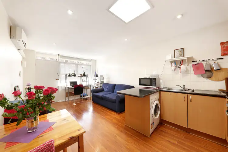 Second view of Homely unit listing, 2/8 Adelaide Street, Murrumbeena VIC 3163