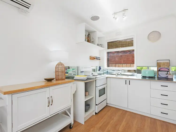 Fourth view of Homely unit listing, 5/2 Martin Street, Thomson VIC 3219