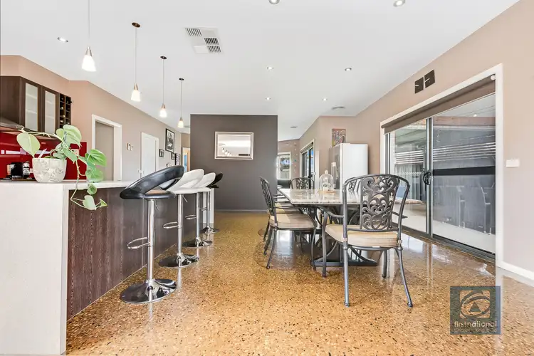 Fifth view of Homely house listing, 5 Yeovil Court, Echuca VIC 3564