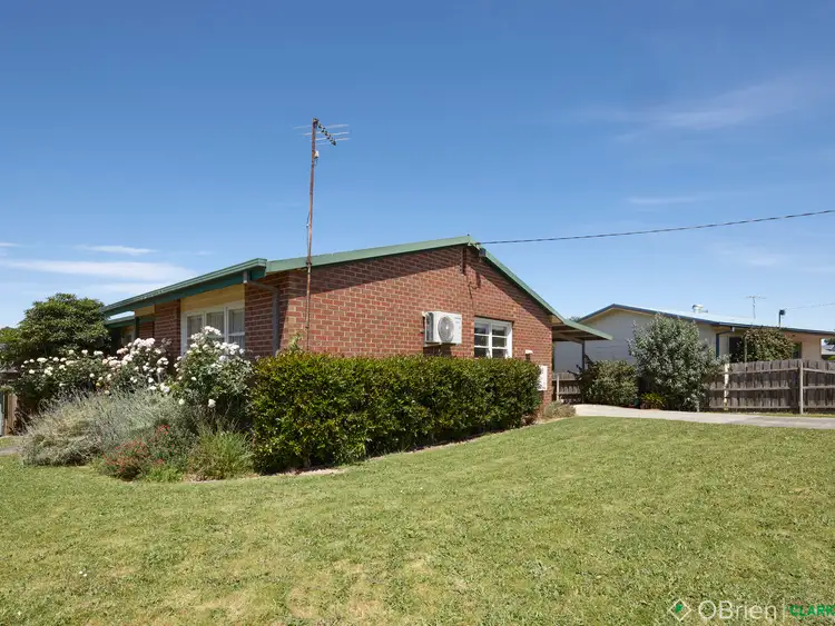 Second view of Homely house listing, 7 Bambra Court, Drouin VIC 3818