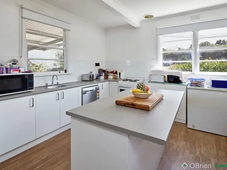 Fifth view of Homely house listing, 7 Bambra Court, Drouin VIC 3818