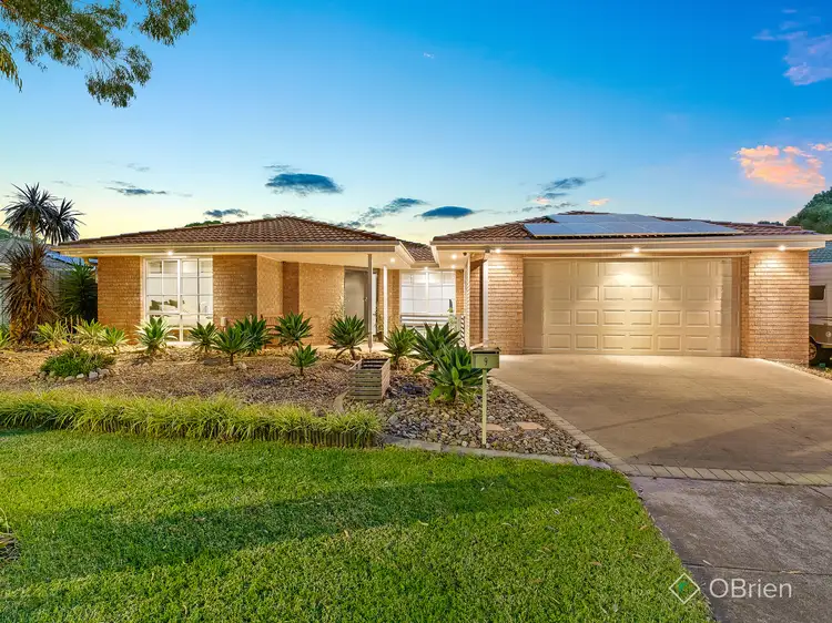 9 Wirrabarra Place, Berwick VIC 3806