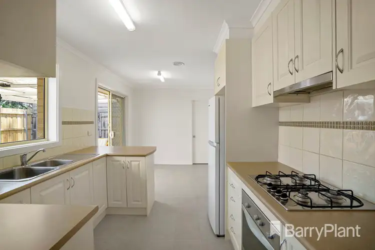 Sixth view of Homely unit listing, 2A Neil Court, Mulgrave VIC 3170