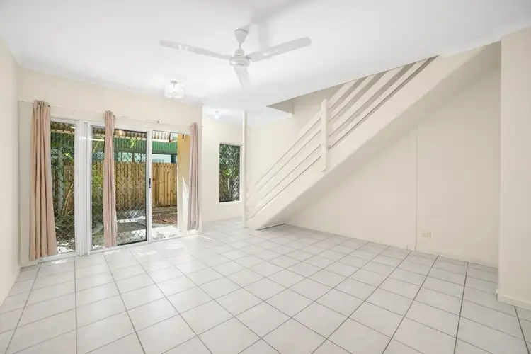 7/9 Balaclava Road, Earlville QLD 4870