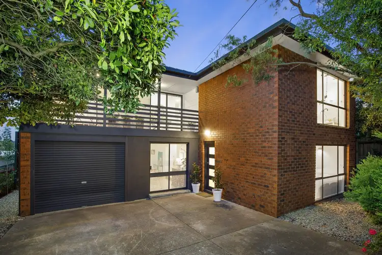 19 Lambhill Crescent, Highton VIC 3216