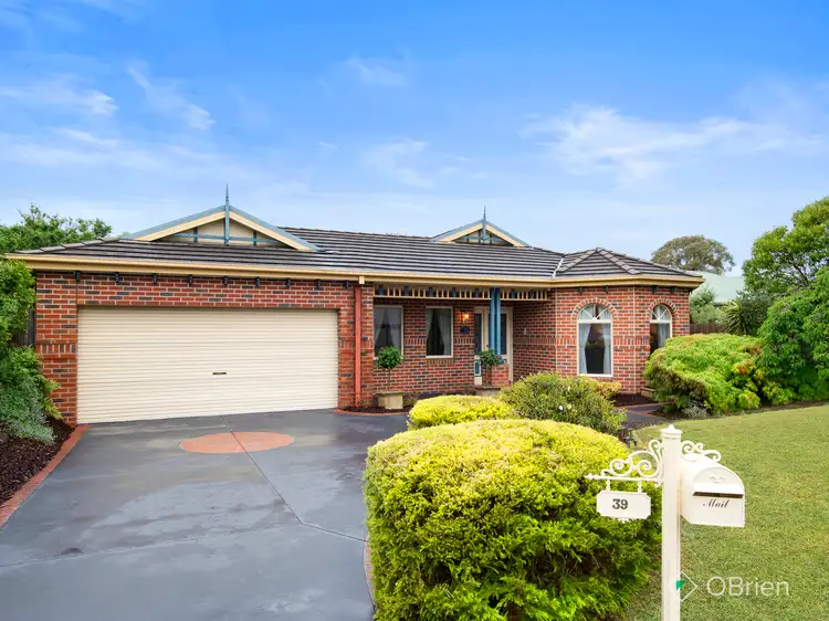 39 Manorwoods Drive, Frankston VIC 3199