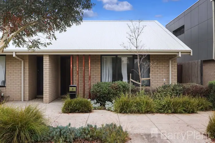 3 Strata Walk, Greenvale VIC 3059
