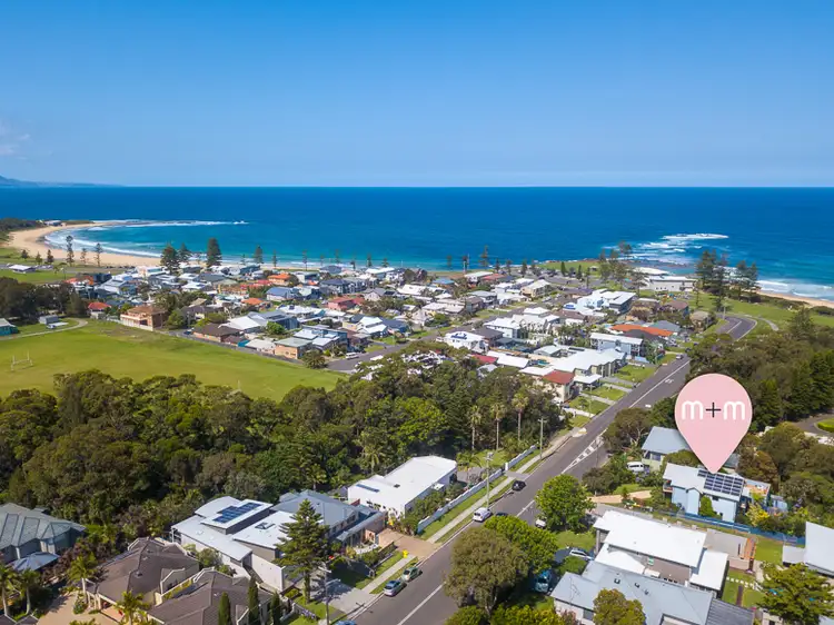 Second view of Homely house listing, 7 Farrell Road, Bulli NSW 2516