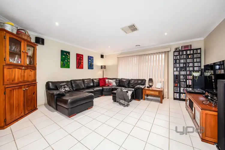 Fourth view of Homely house listing, 5 Abelia Court, Hillside VIC 3037