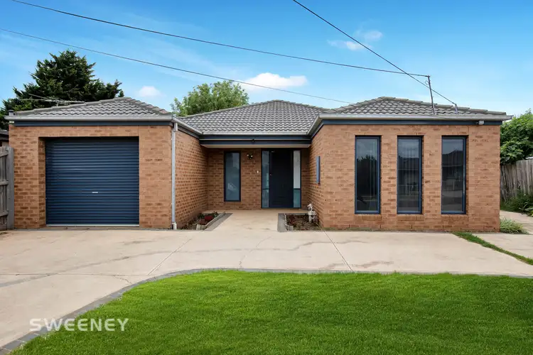 1/66 Conrad Street, St Albans VIC 3021