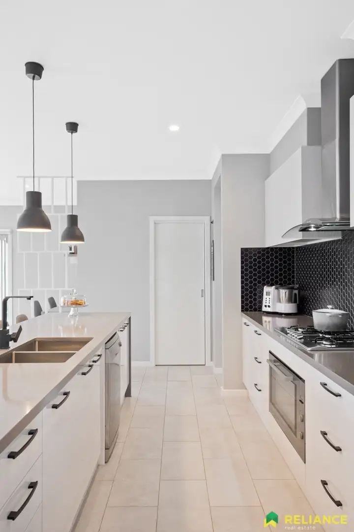 Sixth view of Homely house listing, 1 Aranar Court, Bacchus Marsh VIC 3340