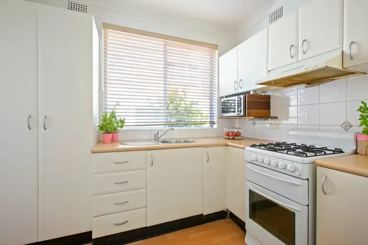 Second view of Homely apartment listing, 4/52 Oaks Avenue, Dee Why NSW 2099
