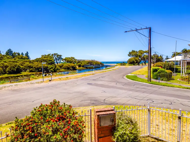 Fourth view of Homely house listing, 9 Kent Drive, Victor Harbor SA 5211
