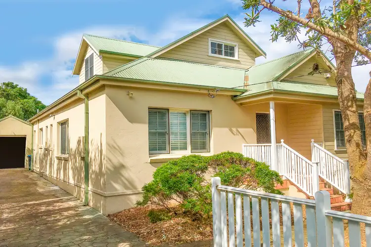 25 Amourin Street, North Manly NSW 2100
