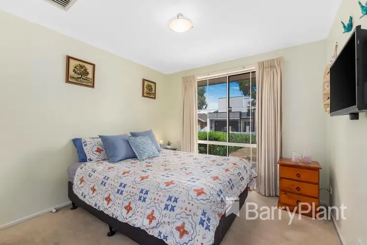Fifth view of Homely house listing, 4 Romina Way, South Morang VIC 3752
