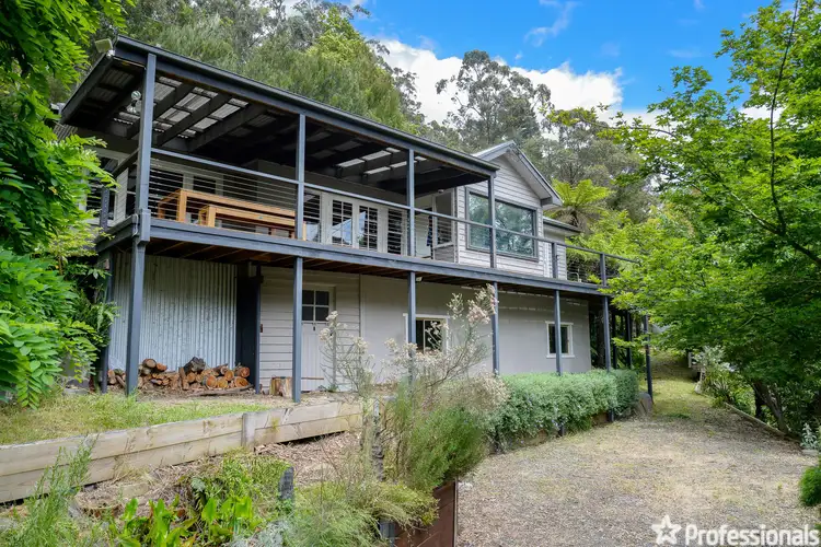 33 Highfield Road, Warburton VIC 3799