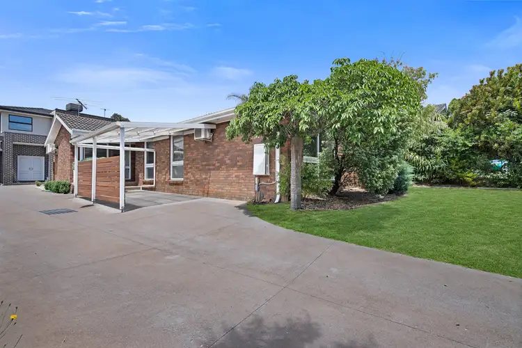 1/91 Santa Rosa Boulevard, Doncaster East VIC 3109