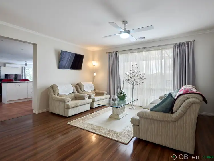 Fifth view of Homely house listing, 17 Janine Court, Drouin VIC 3818