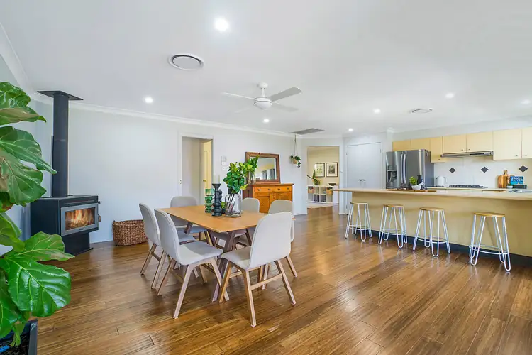 51 Springvale Circuit, Cameron Park NSW 2285