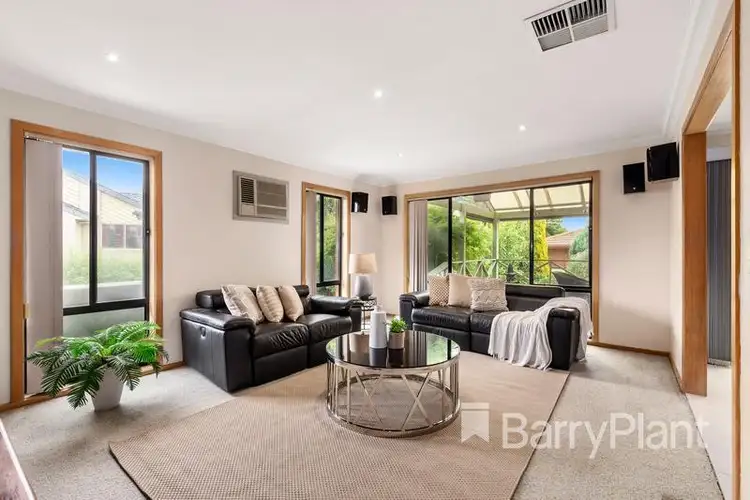 Sixth view of Homely house listing, 2 Dorman Court, Mill Park VIC 3082